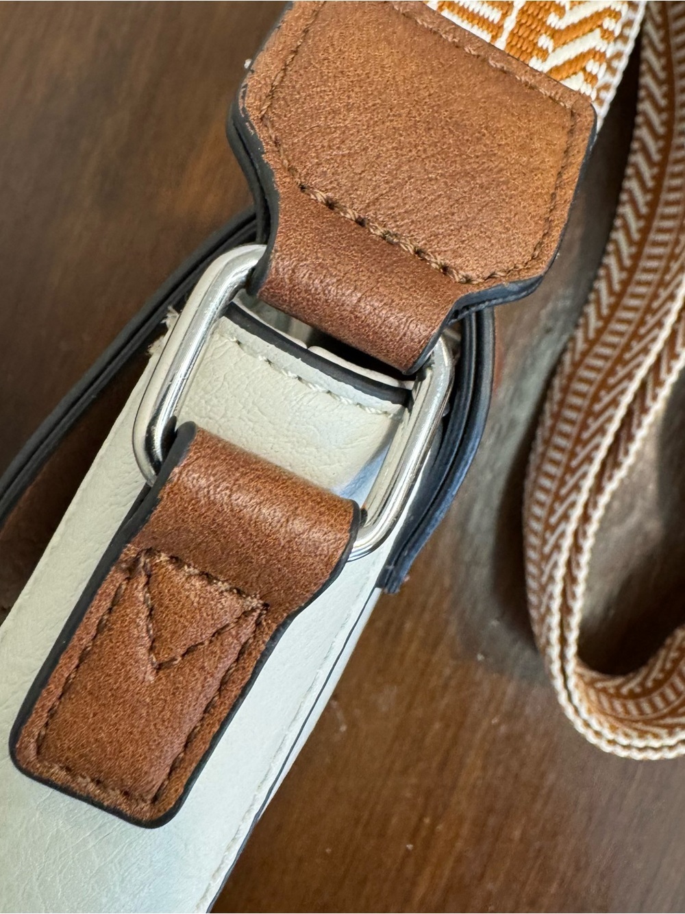 Bostanten Crossbody Front Magnetic Flap Handbag Brown/Cream Guitar Strap - Picture 11 of 13